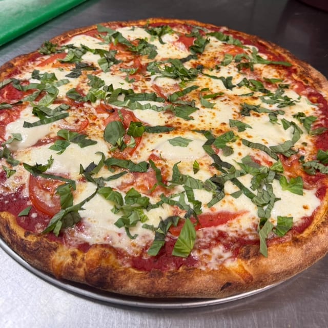 12" Margarita Pizza.