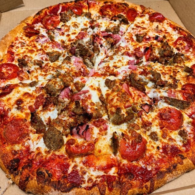 16" Meat Lovers.